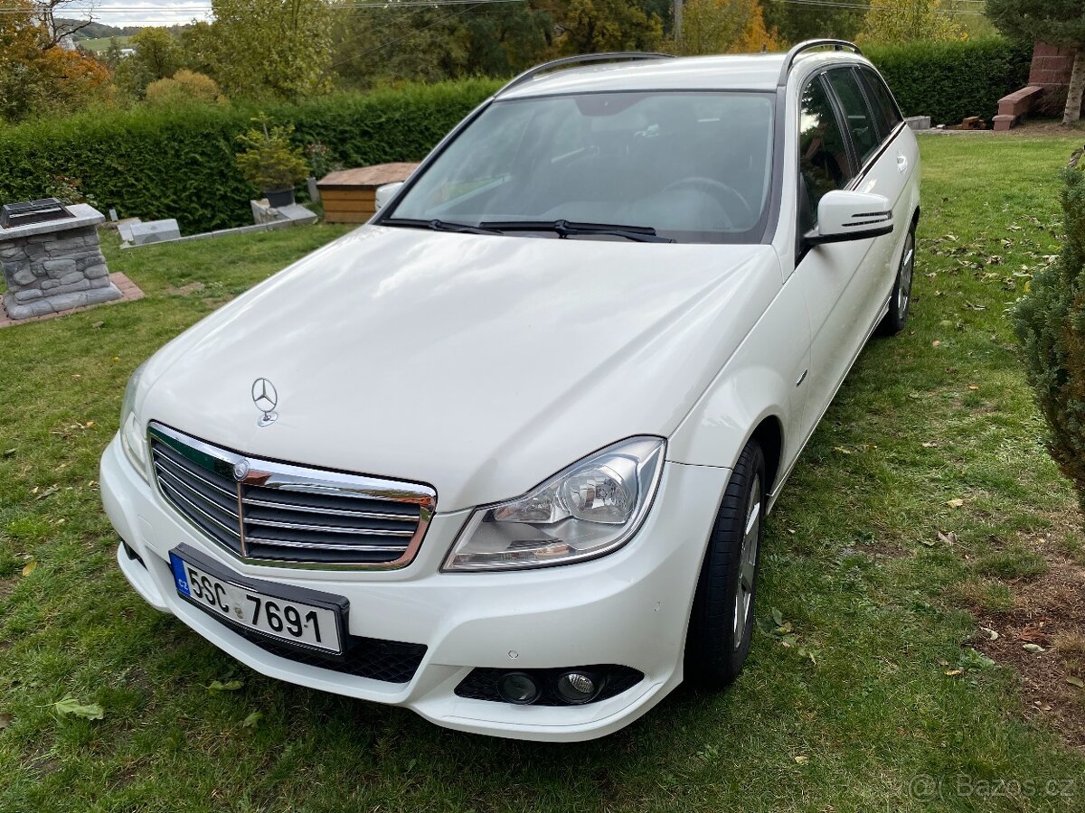 MERCEDES-BENZ C180 T CDi BlueEfficiency r.v 2012 naj.189.000