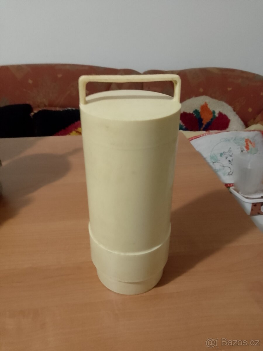 Retro termoska na zmrzlinu