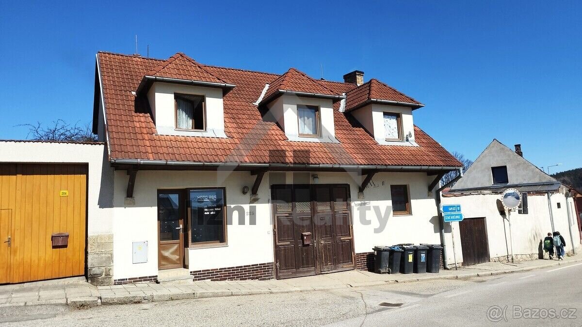 Činžovní dům v obci Besednice