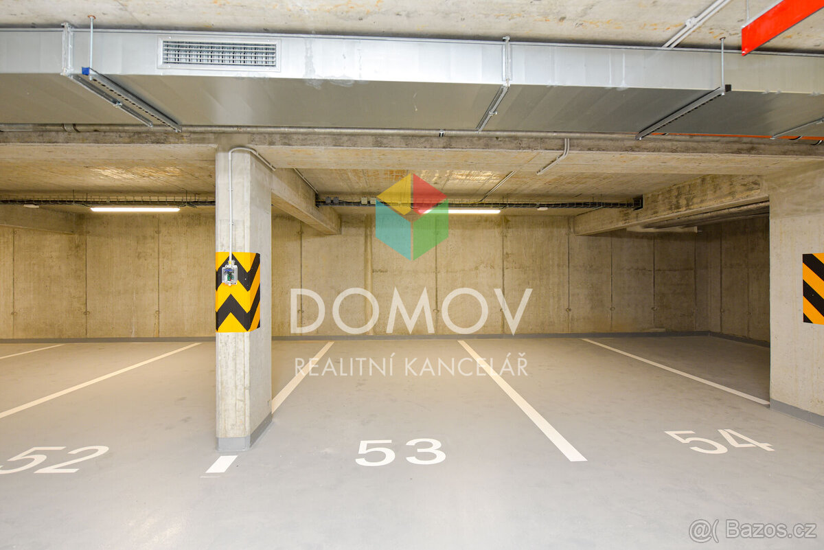 Garážové parkovací stání, Na Terase, Beroun