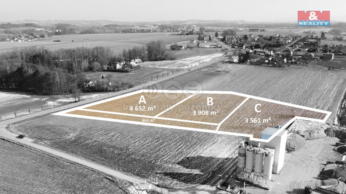 Prodej komerčního pozemku, 12985 m², Vojkovice