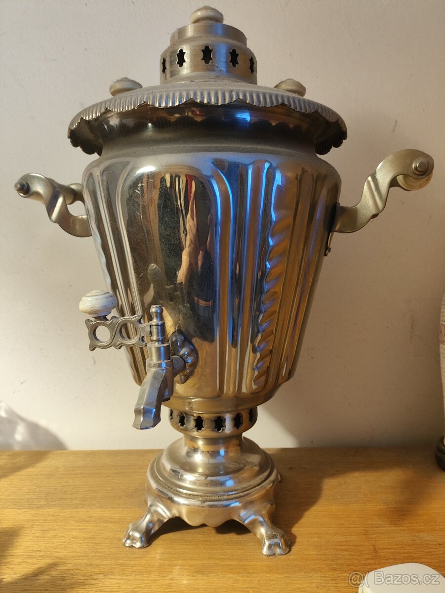 Samovar.