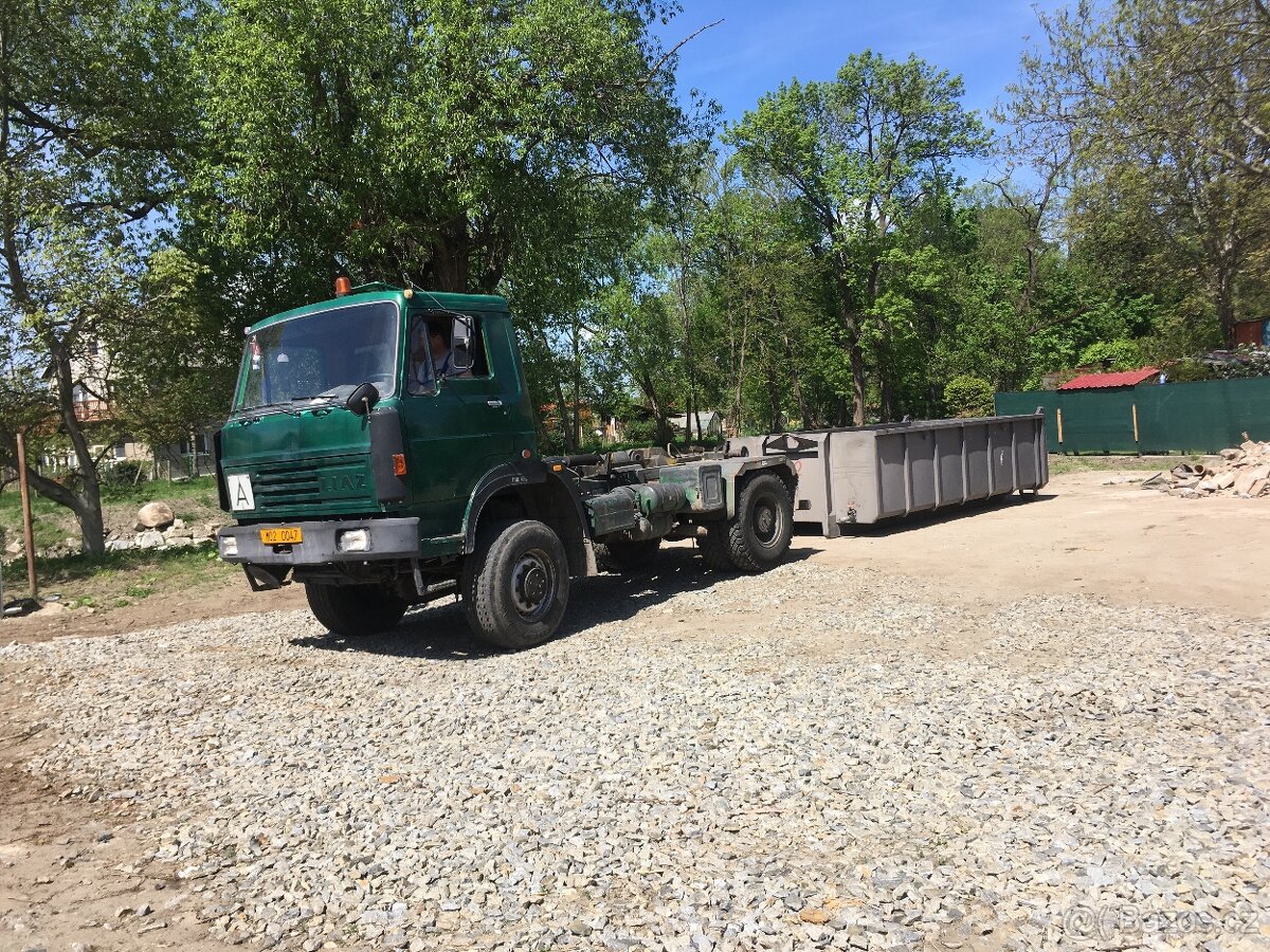 LIAZ