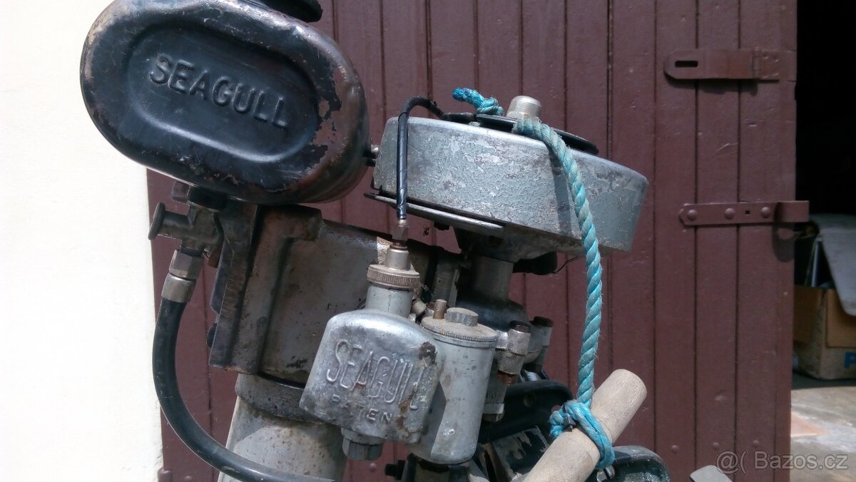 historický lodní motor Seagull