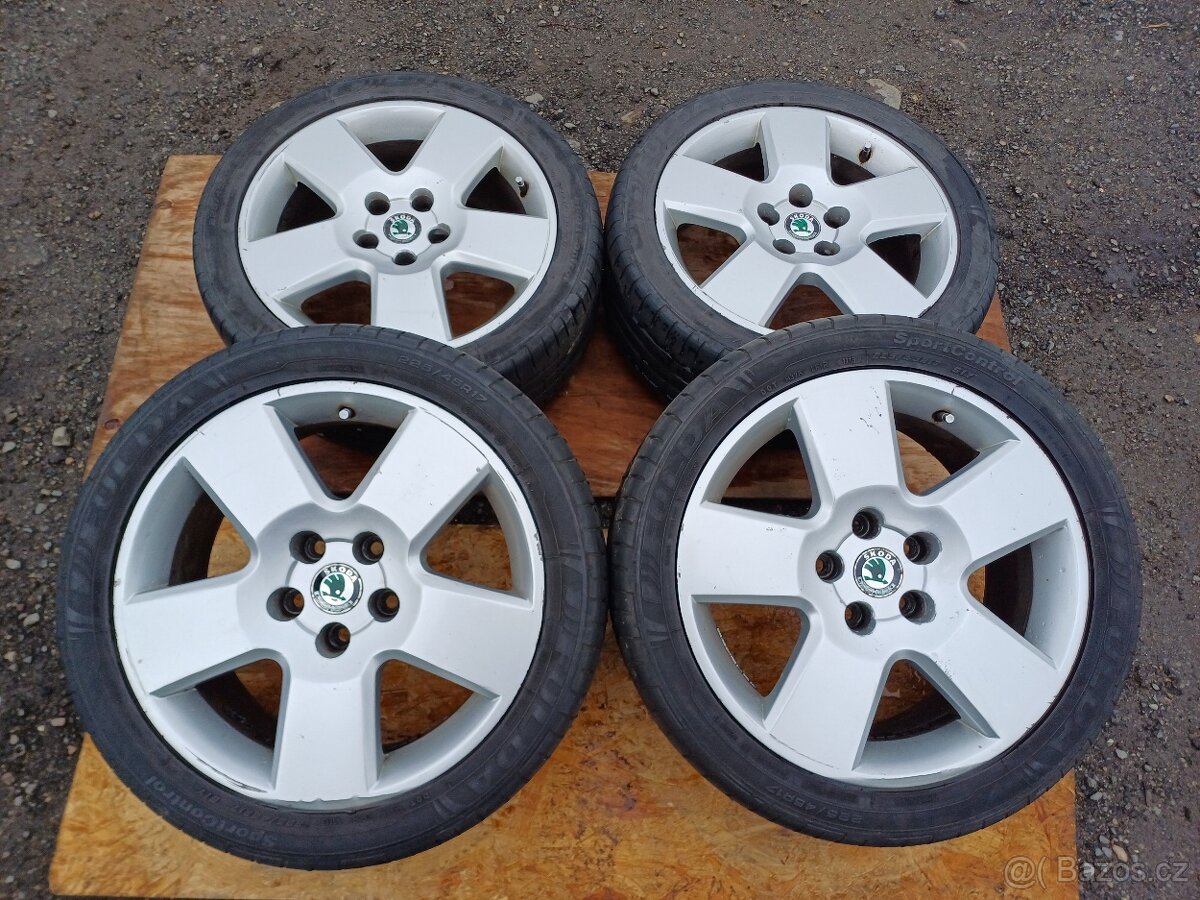 Alu kola Škoda Superb 1 (Solid, R17)