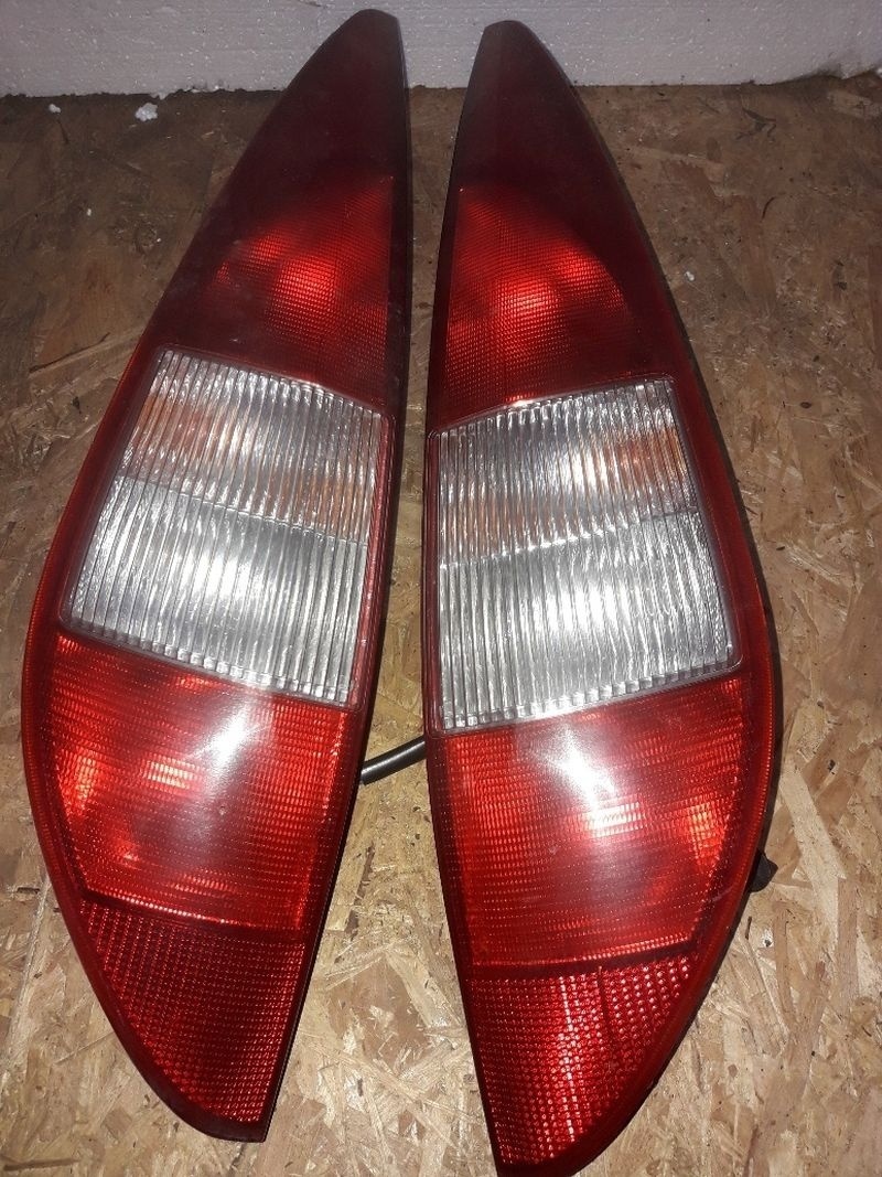 Zadní světla Ford Mondeo kombi 2006