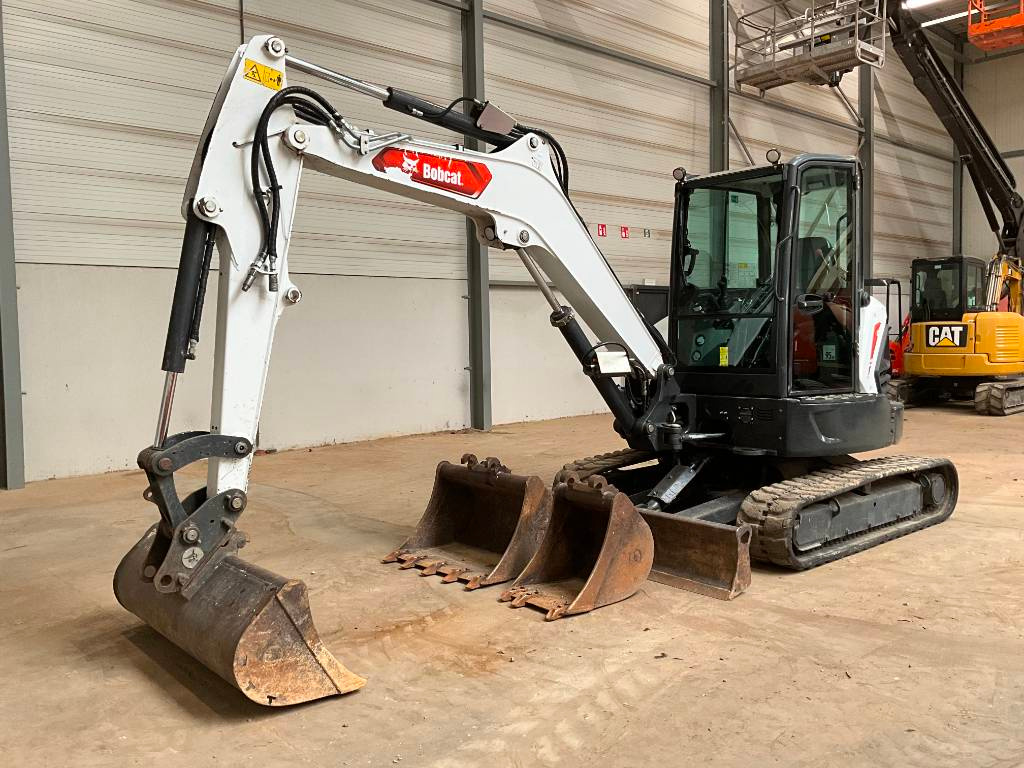 Prodám minibagr bobcat E 50 Z