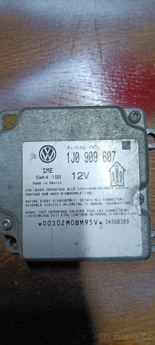 Řídící jednotka airbagu 1J0 909 607
