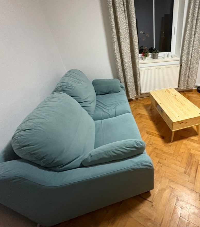3místný gauč Ikea