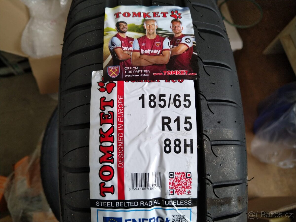 Pneu tomket