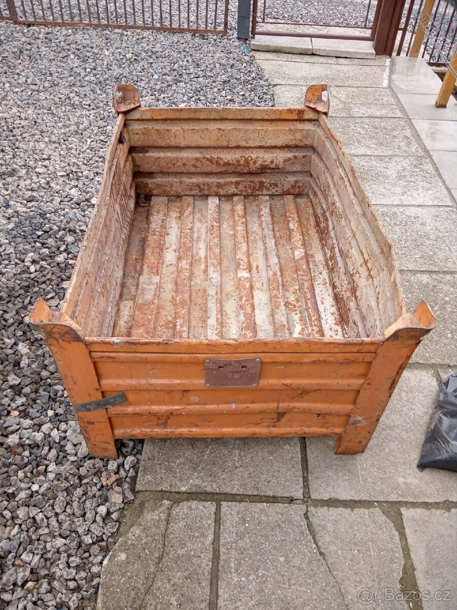 Kovová ohradová paleta