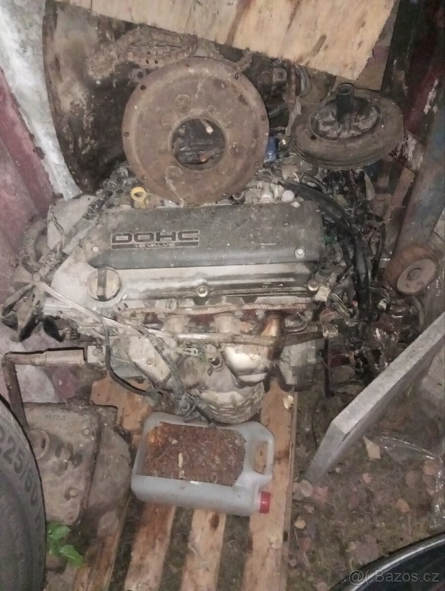 Prodám kompletní motor
