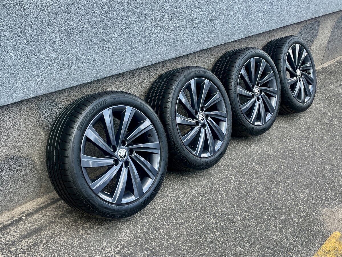 Škoda ALU R18 BRIDGESTONE