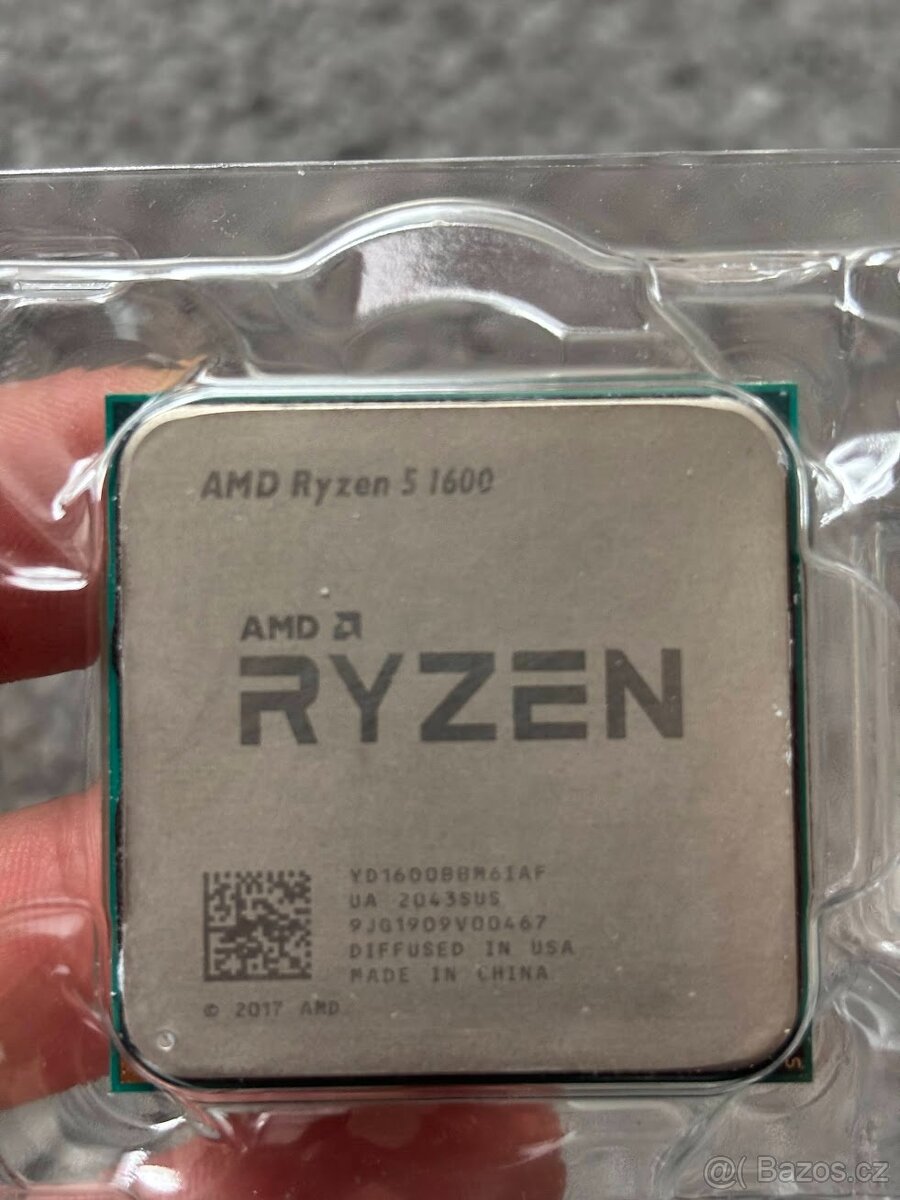 AMD Ryzen 5 1600 + chladič AMD Wraith stealth