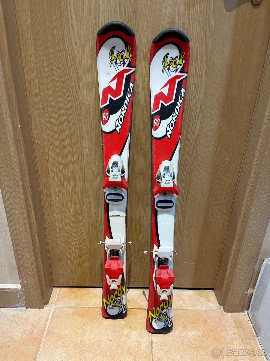 Dětské lyže Nordica Nordy 90 cm – skvělý stav, vázání Roxy