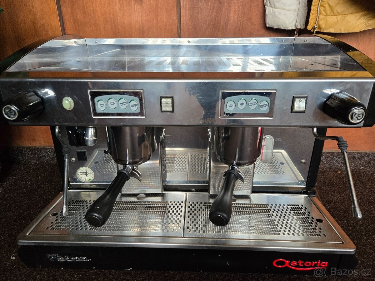 Kávovar Astoria