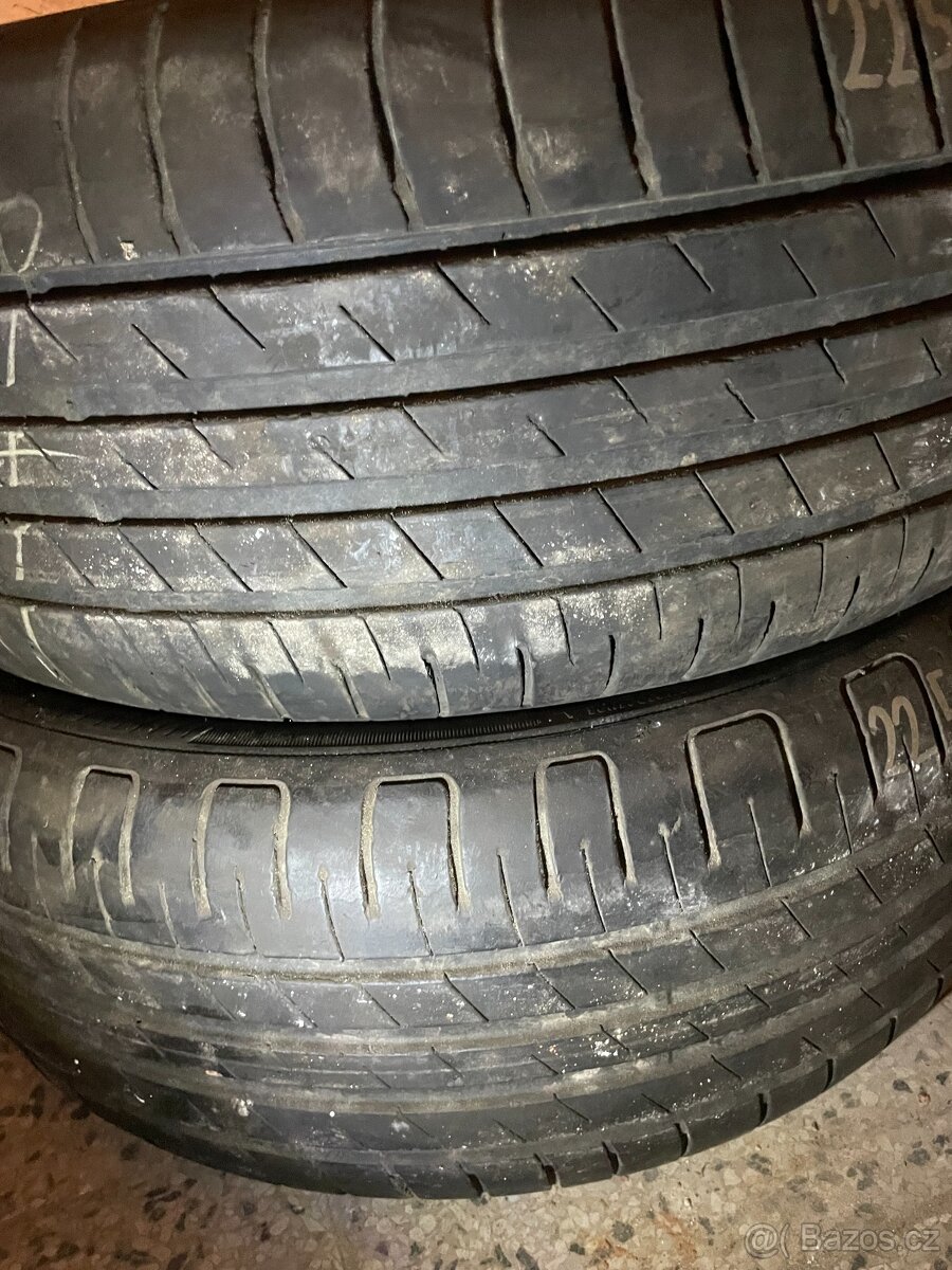 Pneu letní 225/55 R17 Goodyear