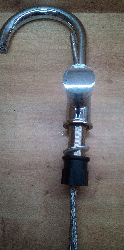 Stojánková dřezová baterie