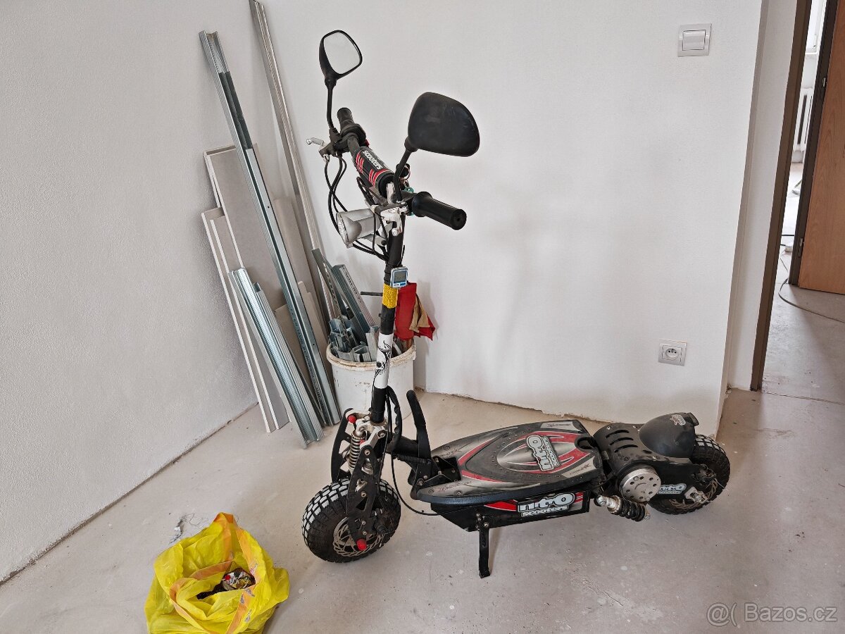 Koloběžka Nitro scooters
