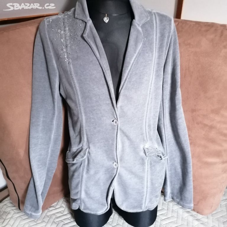 Krásné sako vel 42-44
