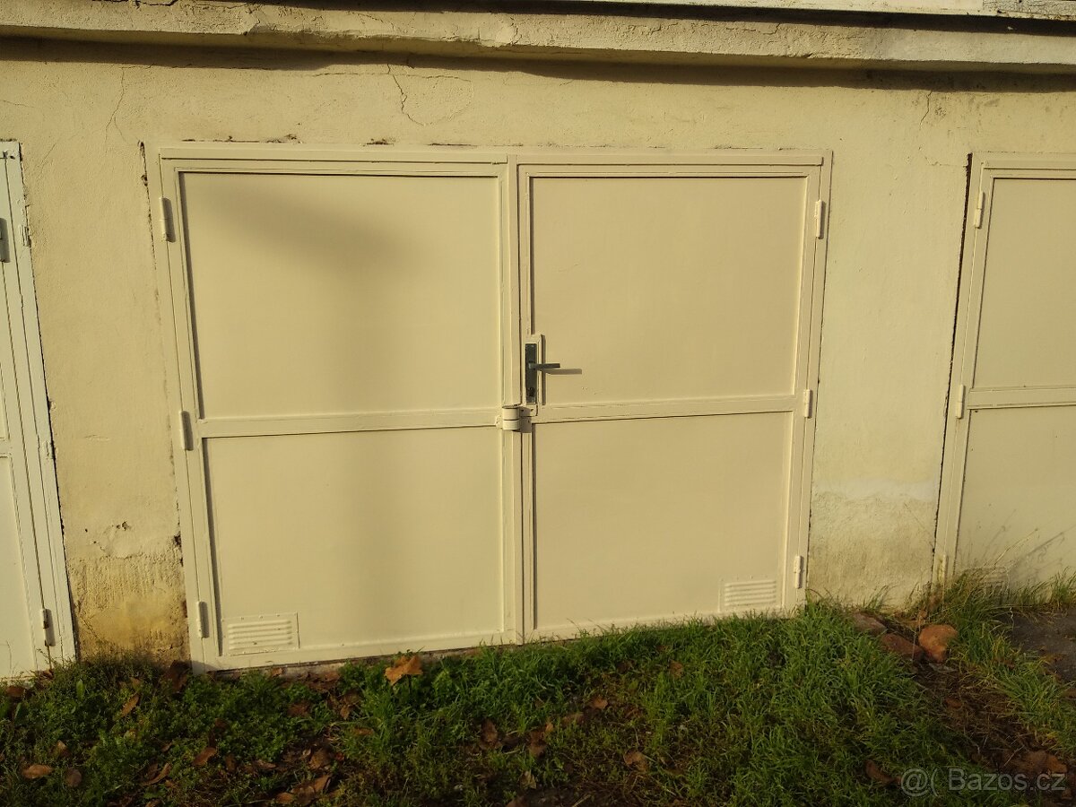 Garáž na Ořechovce