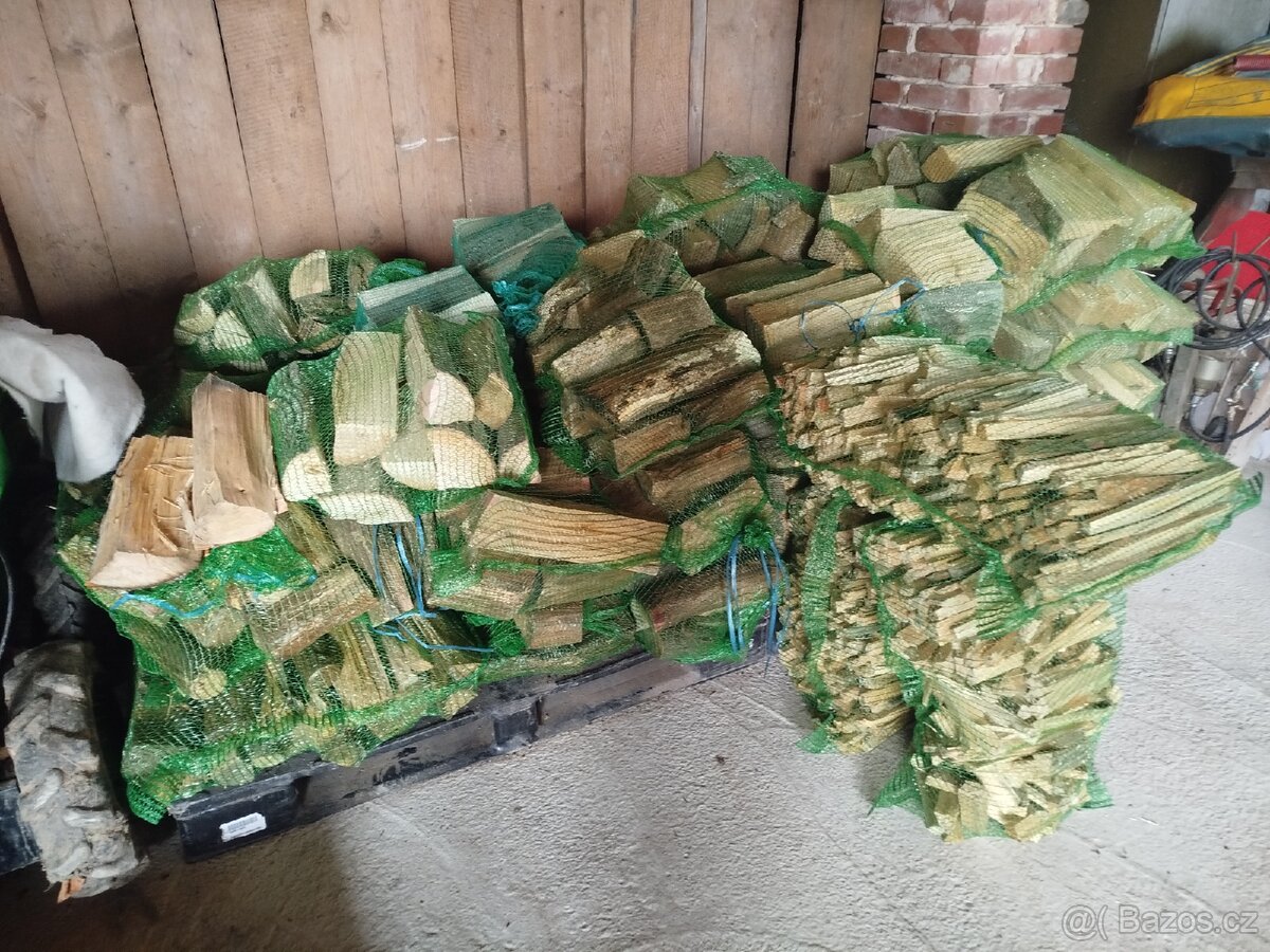 Palivové dřevo balené