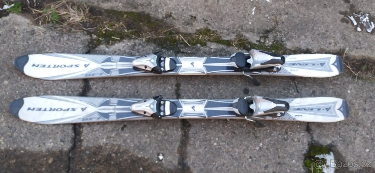 DĚTSKÉ CARVINGOVÉ LYŽE