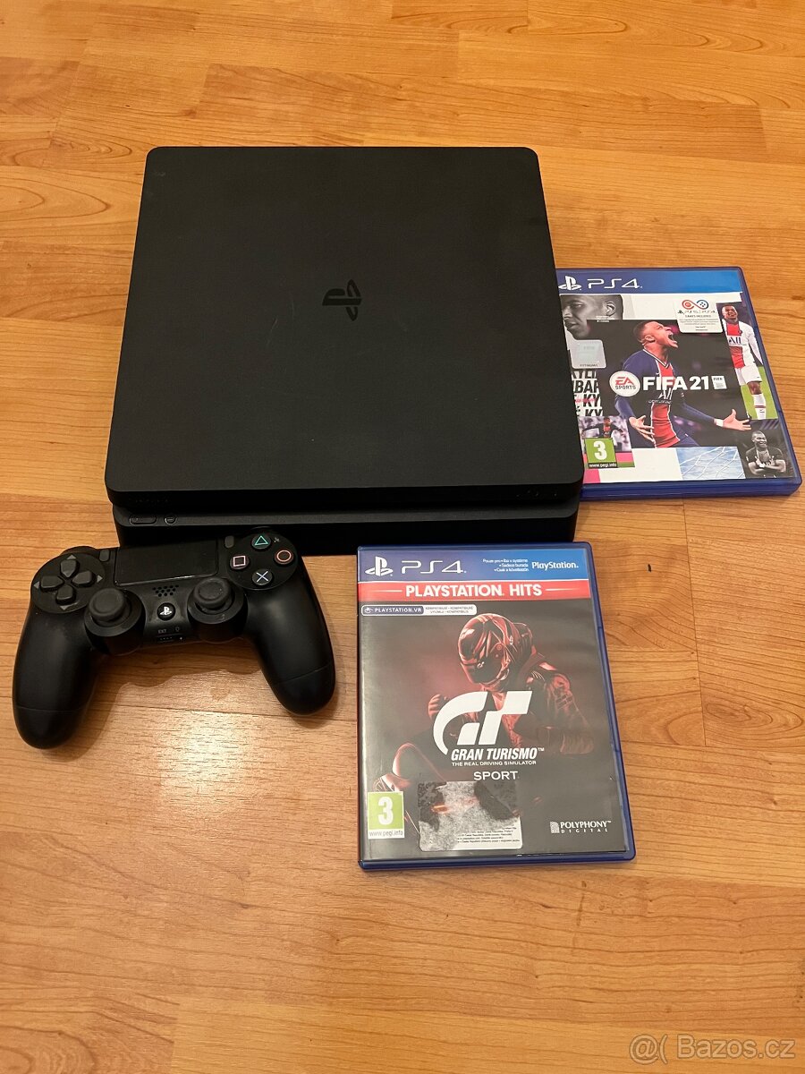 PlayStation 4 slim