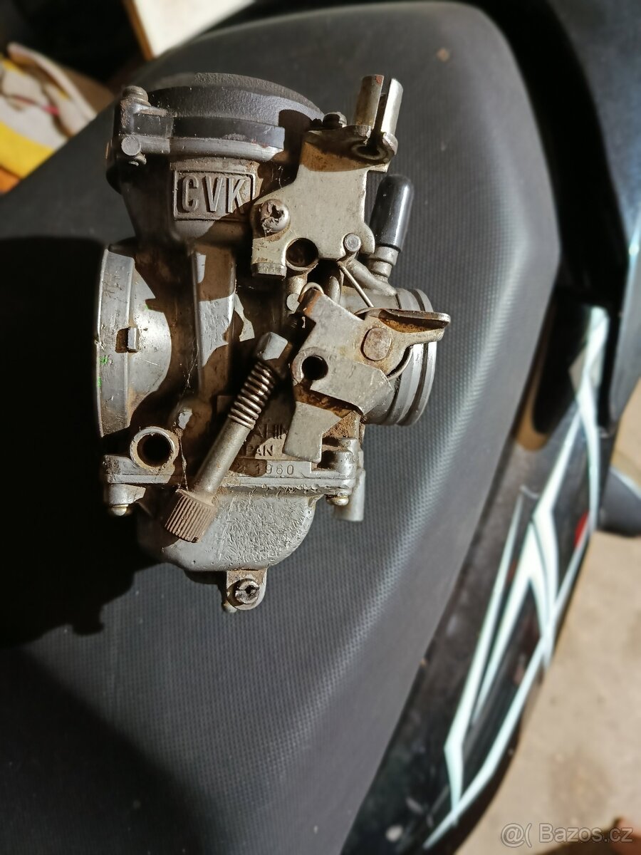 Karburátor Kawasaki klr 600