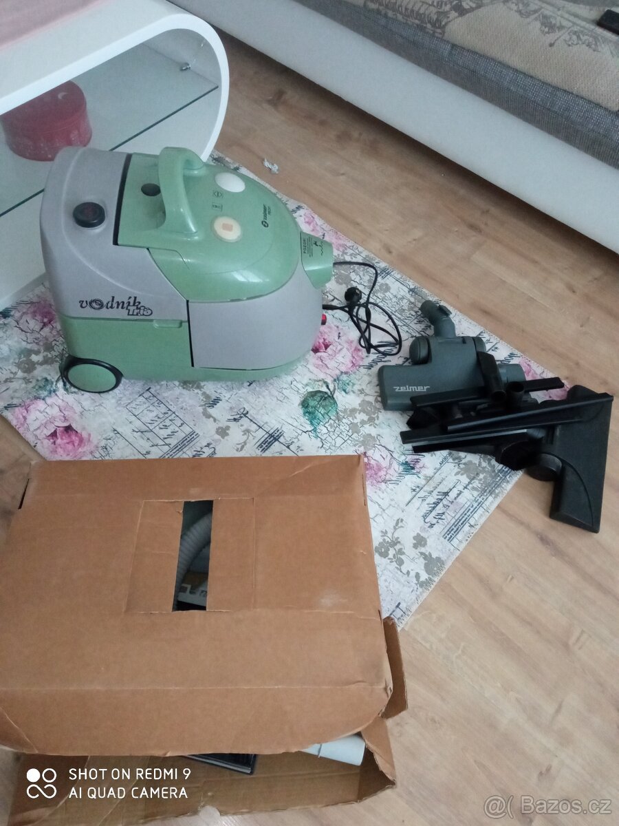 Vysávač vodnik,tepovac