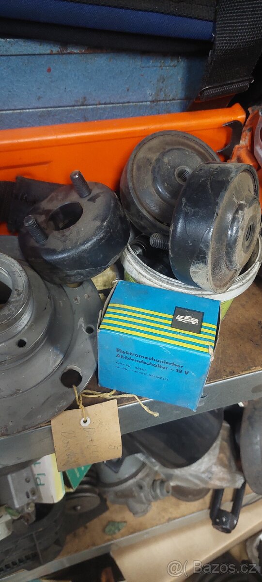 Nové díly Barkas B1000