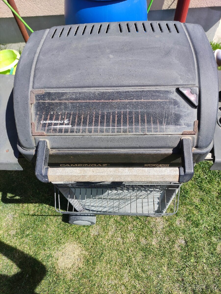 Plynový grill
