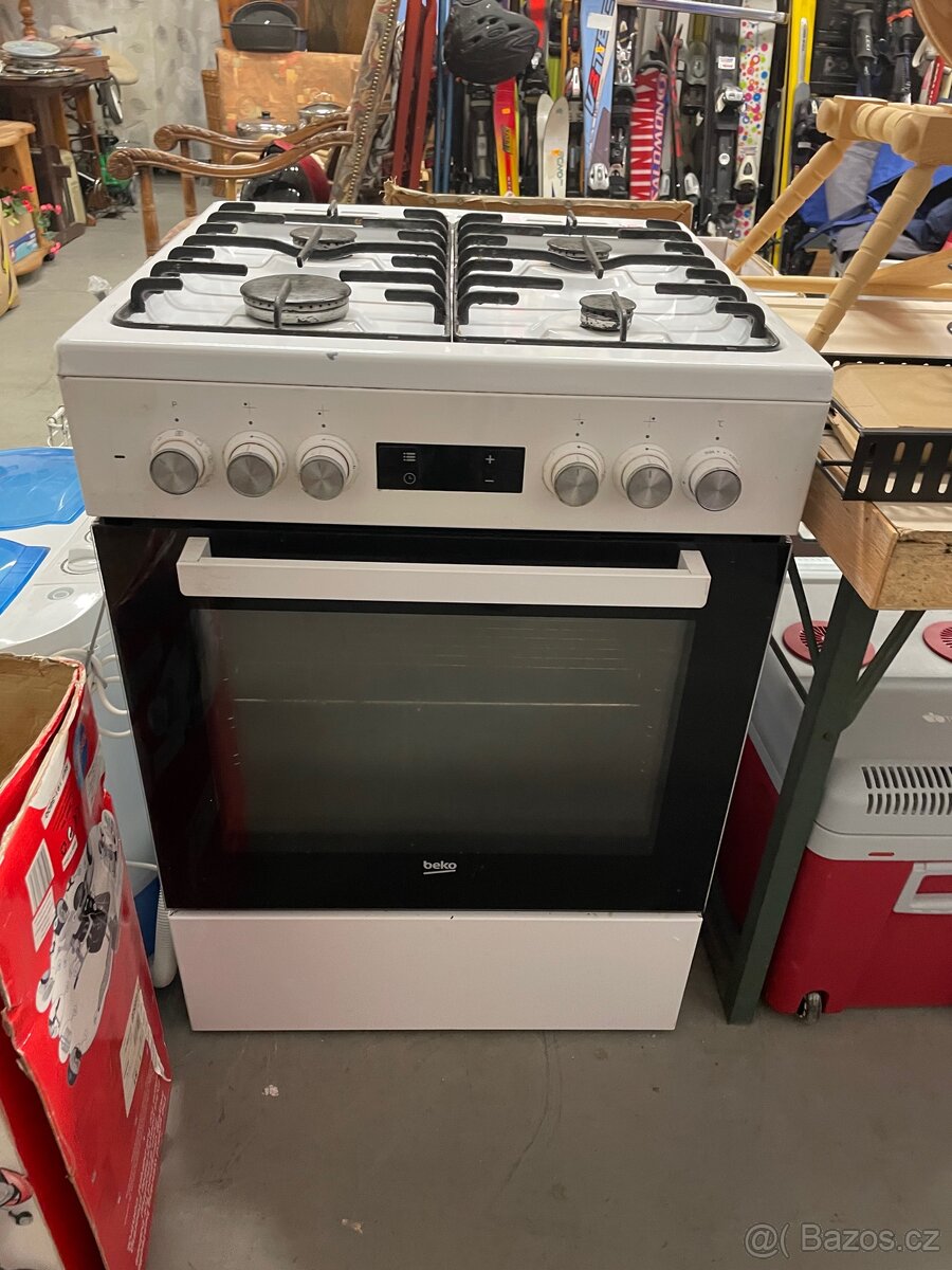 Kombinovaný sporák BEKO – plyn + elektrická trouba