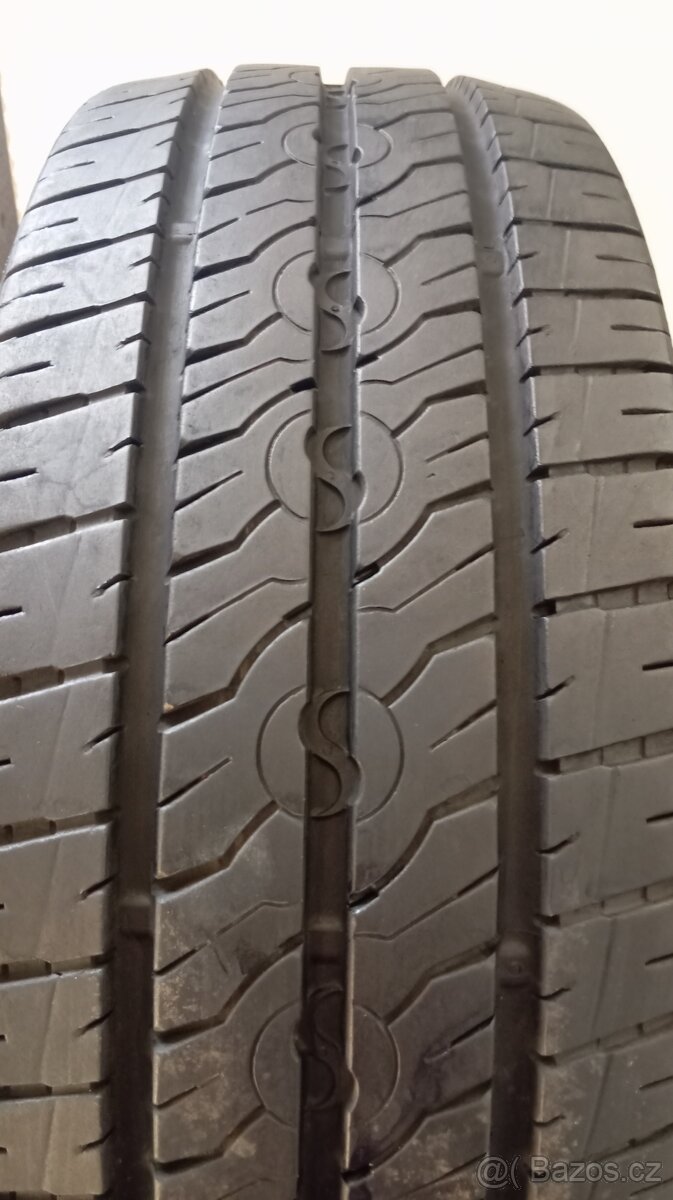215/65R15 C -SEMPERIT -letní