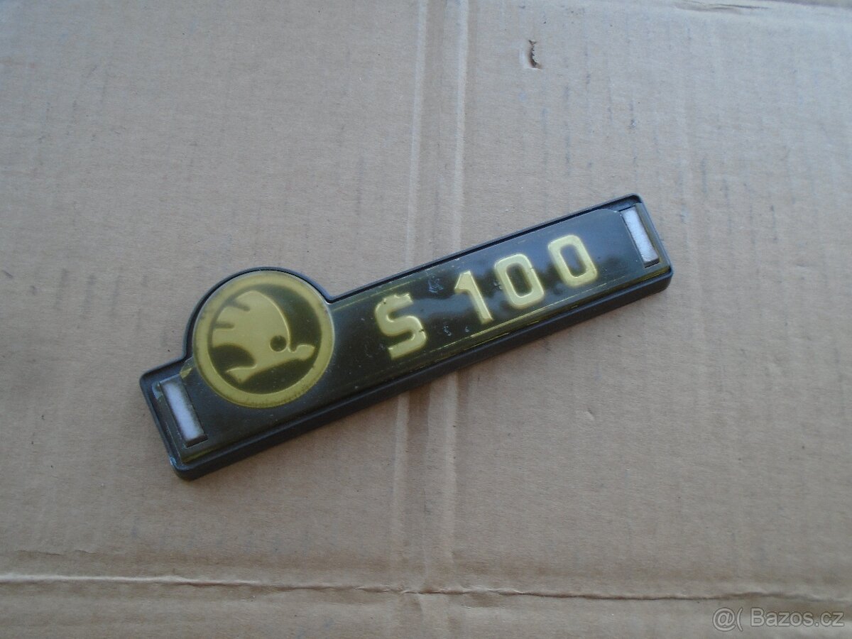 škoda 100