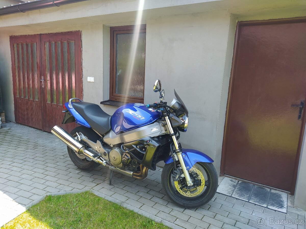 Honda X11