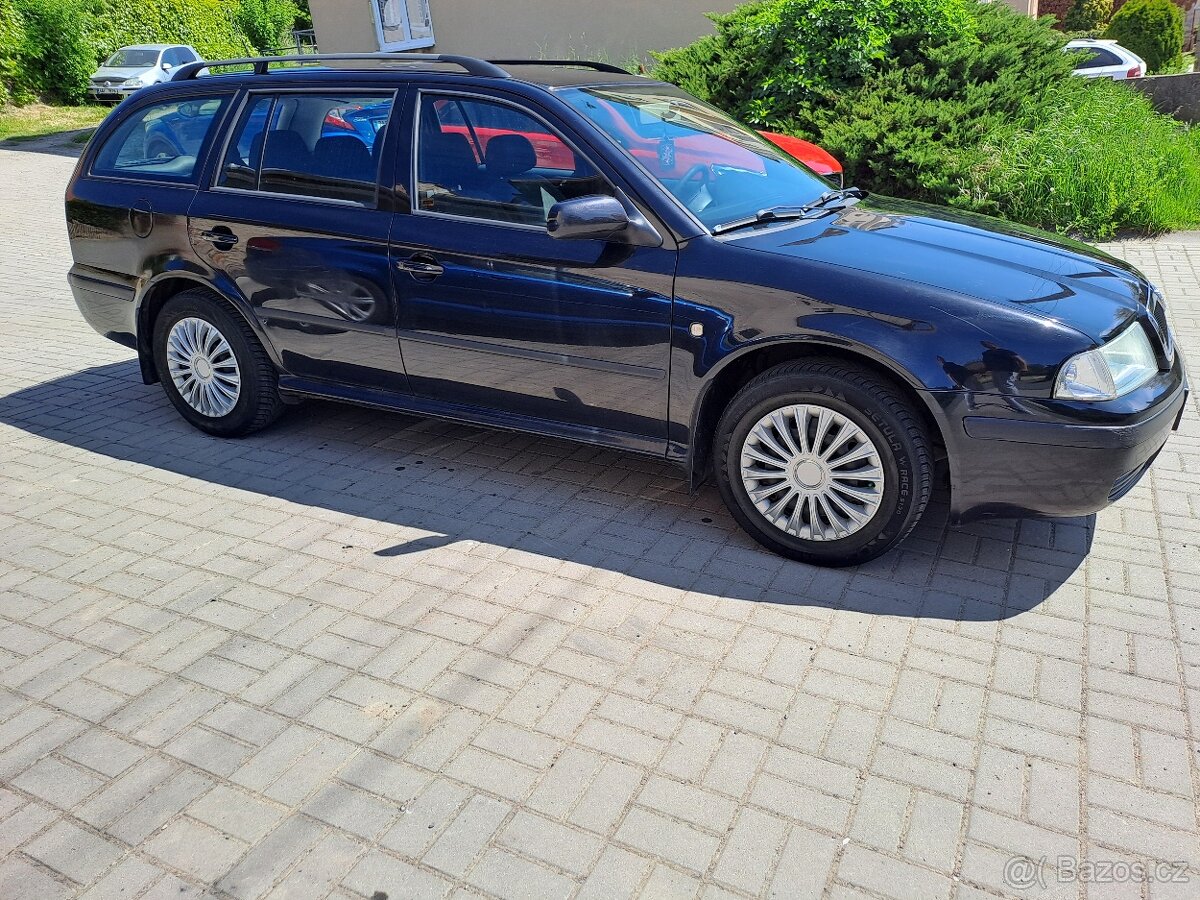 Škoda octavia 1