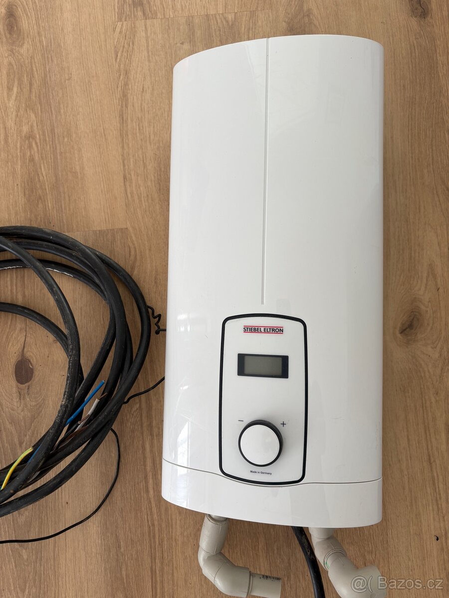 ELEKTRONICKÝ PRŮTOKOVÝ OHŘÍVAČ