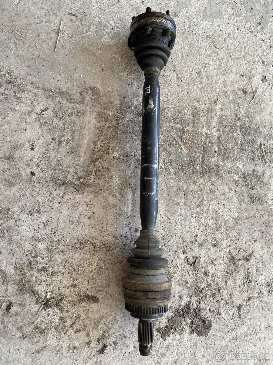 Poloosa bmw e46 pravá 328i