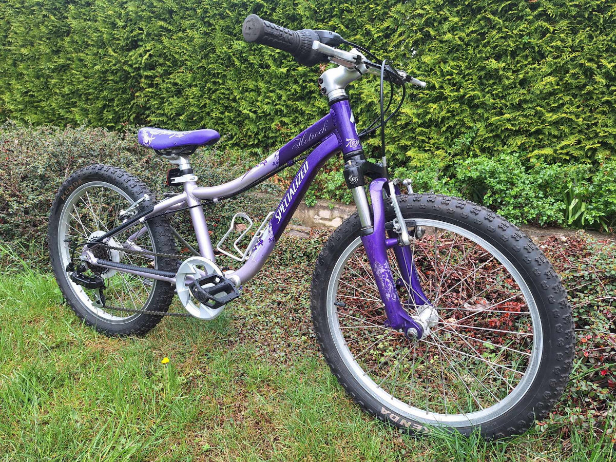 Dětské horské kolo Specialized Hotrock 20palců - [19.4. 2025