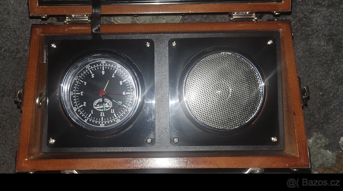 Rádio/budík Spirit Of St. Louis Babe Box