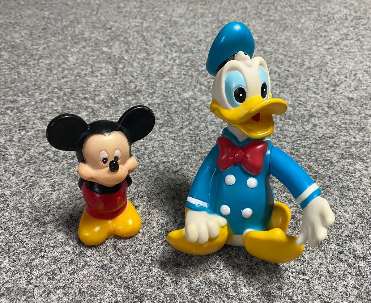 figurka mickey mouse kasička kačer donald retro hračky