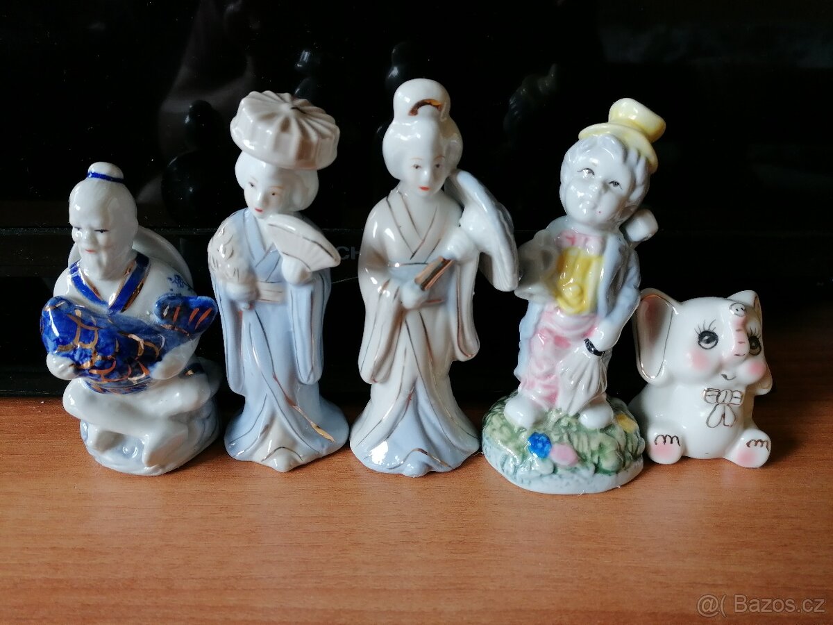 5x starožitné porcelánové československé keramické figurky