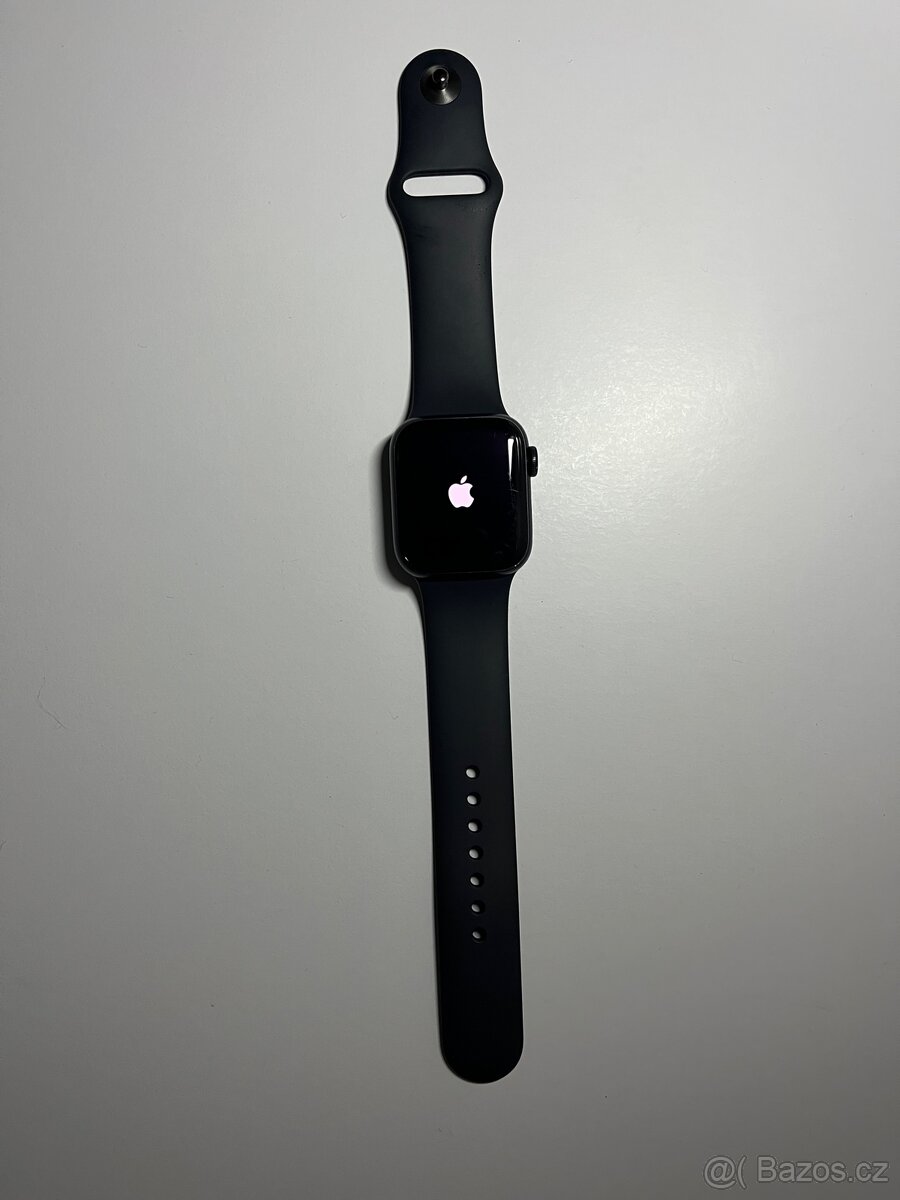 Apple Watch SE 2 40 mm - 98% baterie
