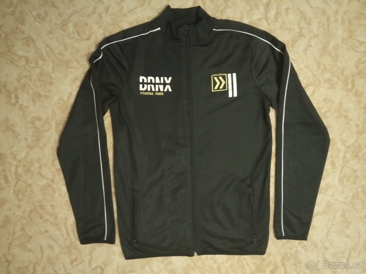 Prodám kvalitní dívčí sportovní mikinu vel.164