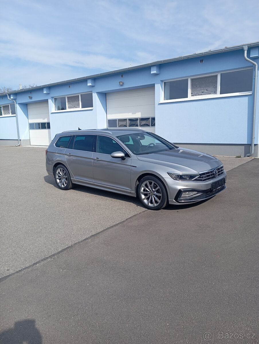 VW PASSAT B8 RLINE MATRIX, ACC,NAVI,KAMERA,TAŽNÉ,atd