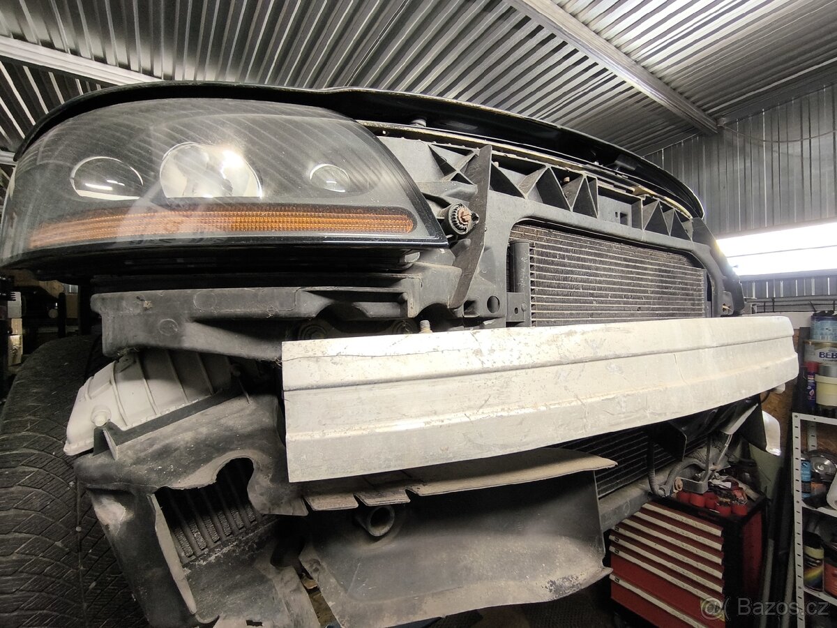 Kompletni chladicova stena Audi TT, 8n