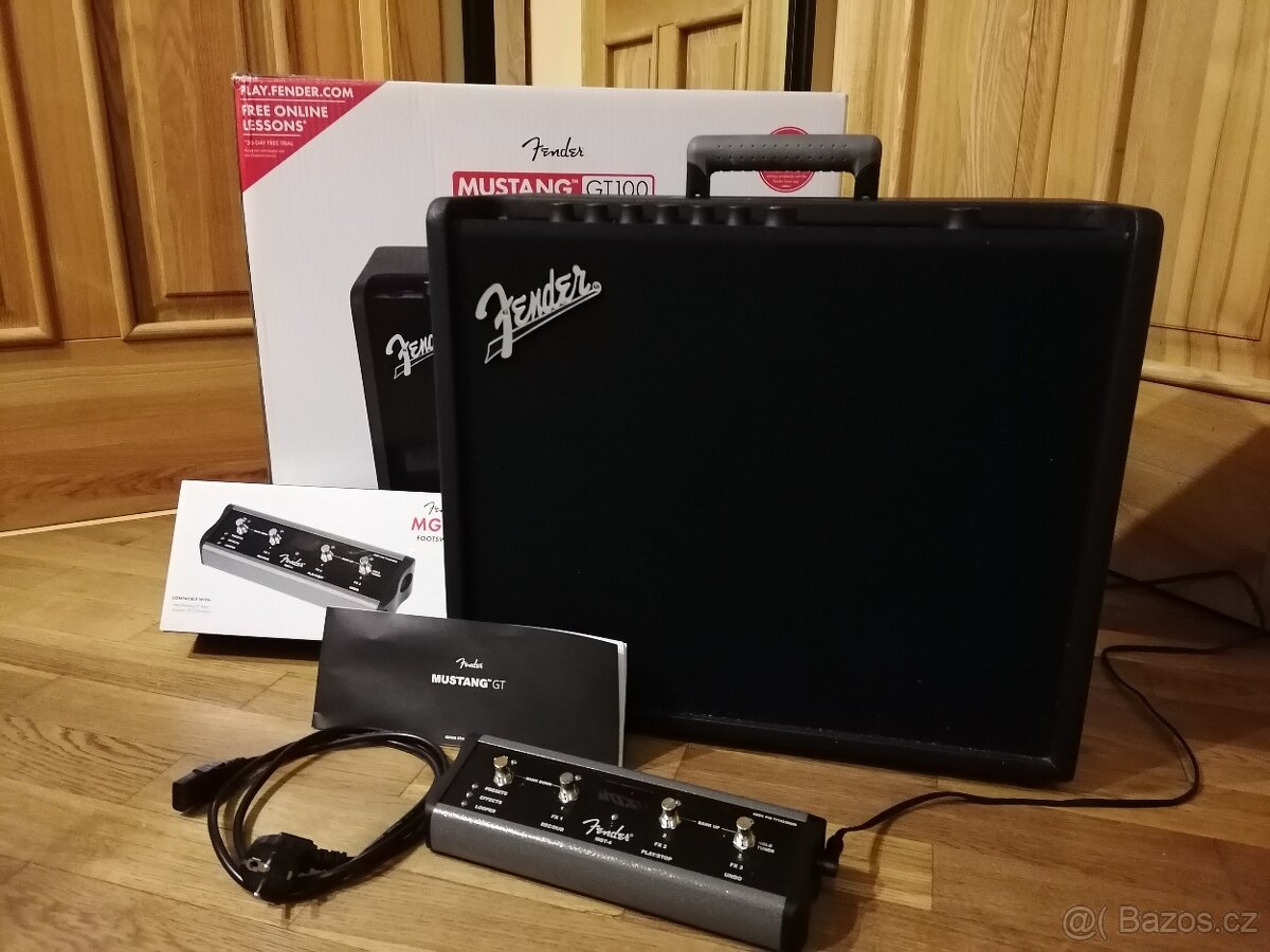 Kombo Fender Mustang GT100