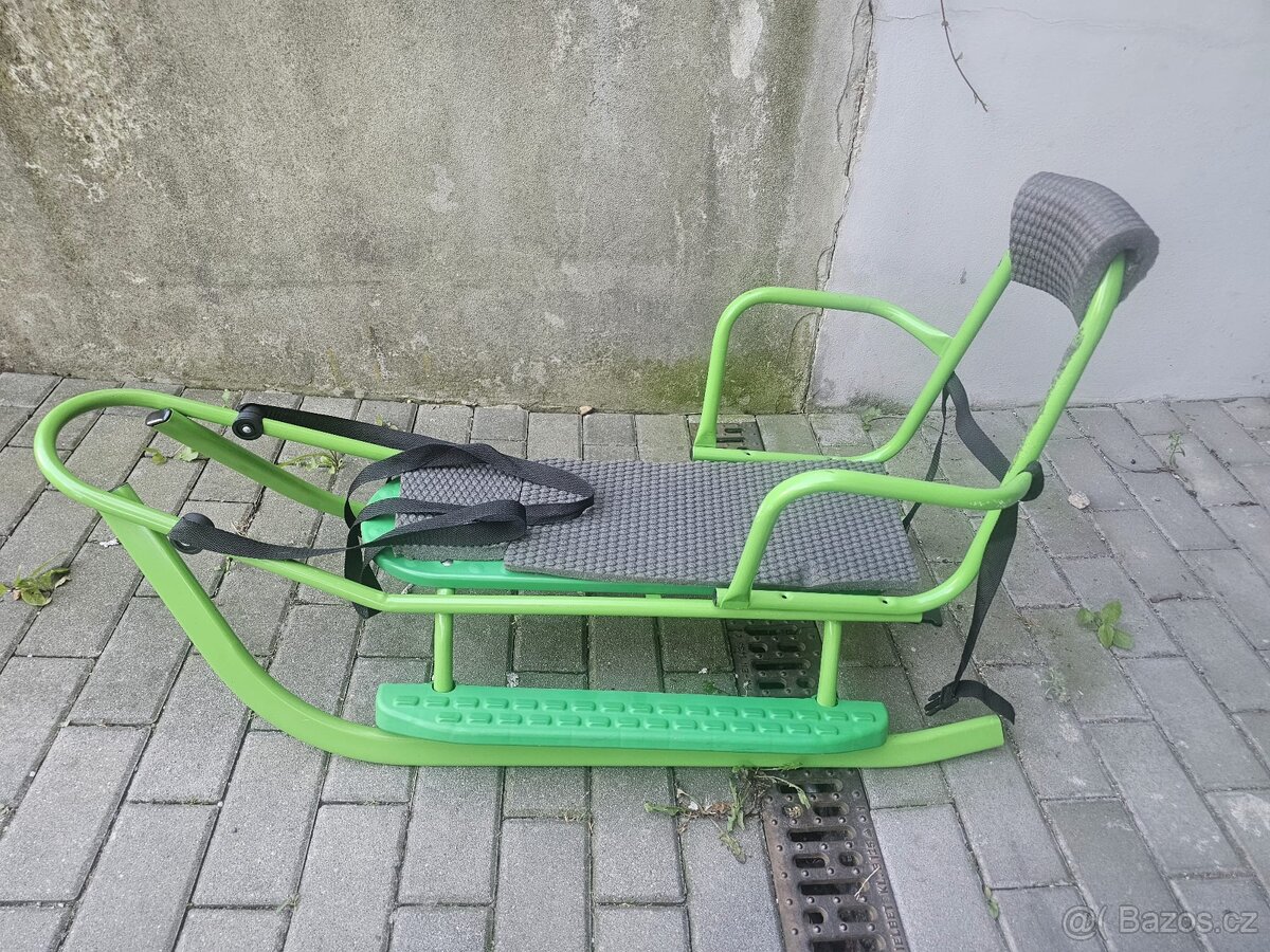 Zimní sáně s  fusakem od 6 měsíců do 50 kg