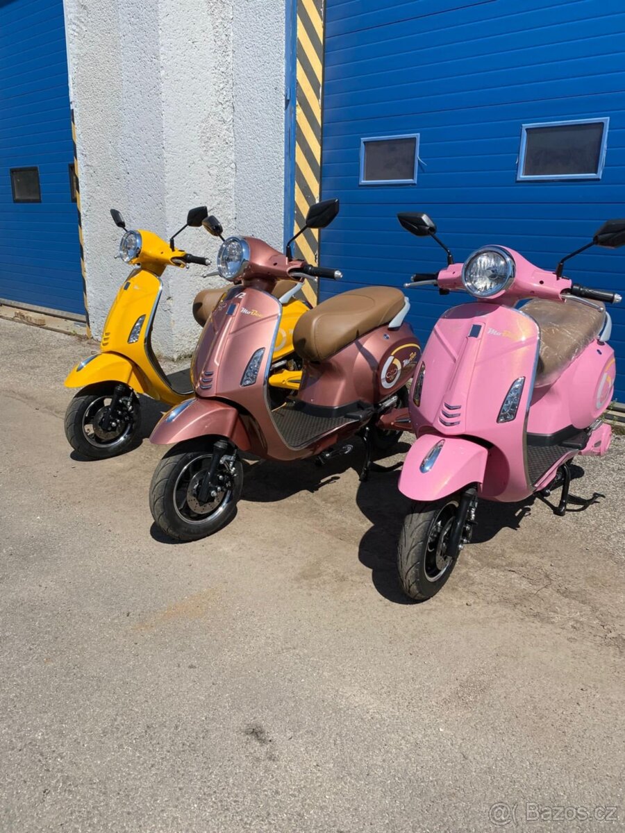 Elektro skútry MoBee V2